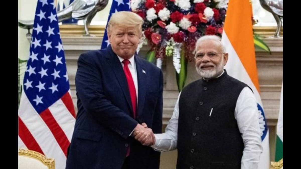 ट्रंप ने भारत की अर्थव्यवस्था को कहा "डेड इकोनामी